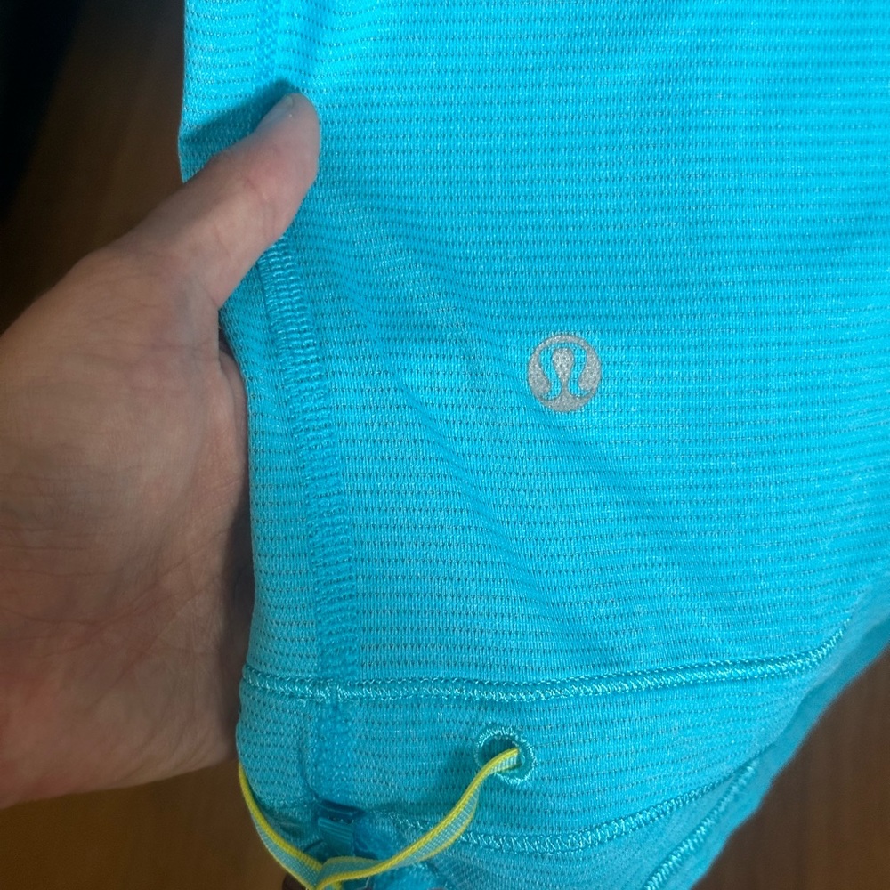 Lululemon Blue Running Tank Top w Hints of Yellow & Grey (Small)